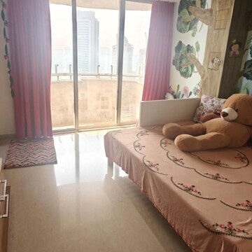 Bedroom in 4 BHK Apartment at Lodha Supremus Lower Parel, Empire Mill – for Rent