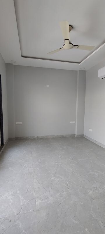 Room in 2 BHK Apartment at Kathgodam – for Rent