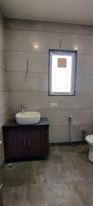 Bathroom in 2 BHK Apartment at Kathgodam – for Rent