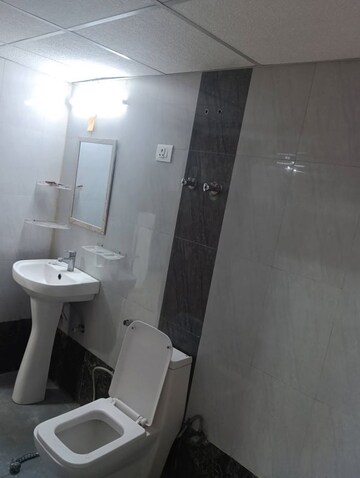 Bathroom in 3 BHK Apartment at Aarcity Regency Park, Sector 16c Greater Noida – for Rent