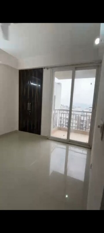 3 BHK Apartment For Rent in Amrapali Golf Homes, Sector 4 Greater Noida