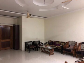 2 BHK Builder Floor For Rent in Kathgodam
