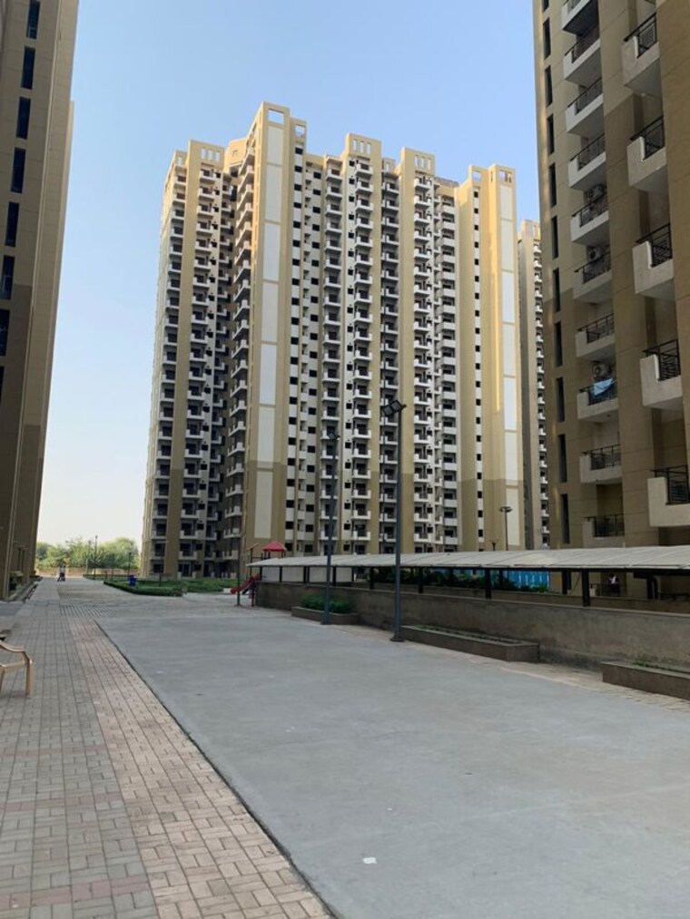 Exterior View, nimbus-express-park-view-ii 3 Bedroom 1400 Sq.Ft. Apartment In Chi V Greater Noida Greater Noida 9765617