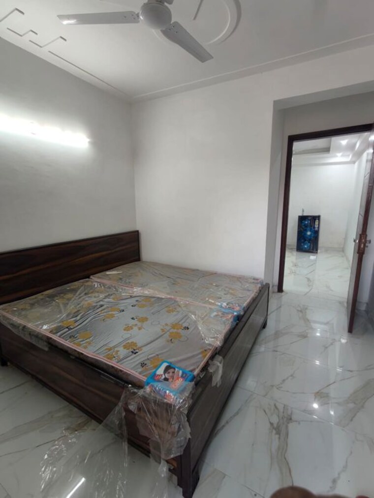 Room, saket 1 Bedroom 600 Sq.Ft. Builder Floor In Saket Delhi 9765640