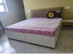 1 Rk+ Extra Room Independent House For Rent in XU III Greater Noida