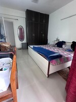2 BHK + Extra Room 1180 Sq.Ft. Builder Floor in Emaar MGF Emerald Hills