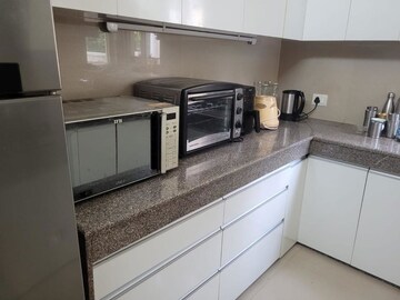 Kitchen in 2 BHK Builder Floor at Emaar MGF Emerald Hills, Sector 65 – for Rent