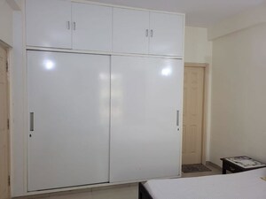 Room in 2 BHK Builder Floor at Emaar MGF Emerald Hills, Sector 65 – for Rent