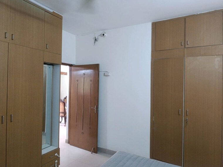 Room, vasant kunj 3 Bedroom 1850 Sq.Ft. Apartment In Vasant Kunj Delhi 9765685
