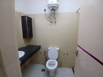 Master Bedroom in 3 BHK Apartment at Pioneer Park Phase 1, Sector 61 – for Sale