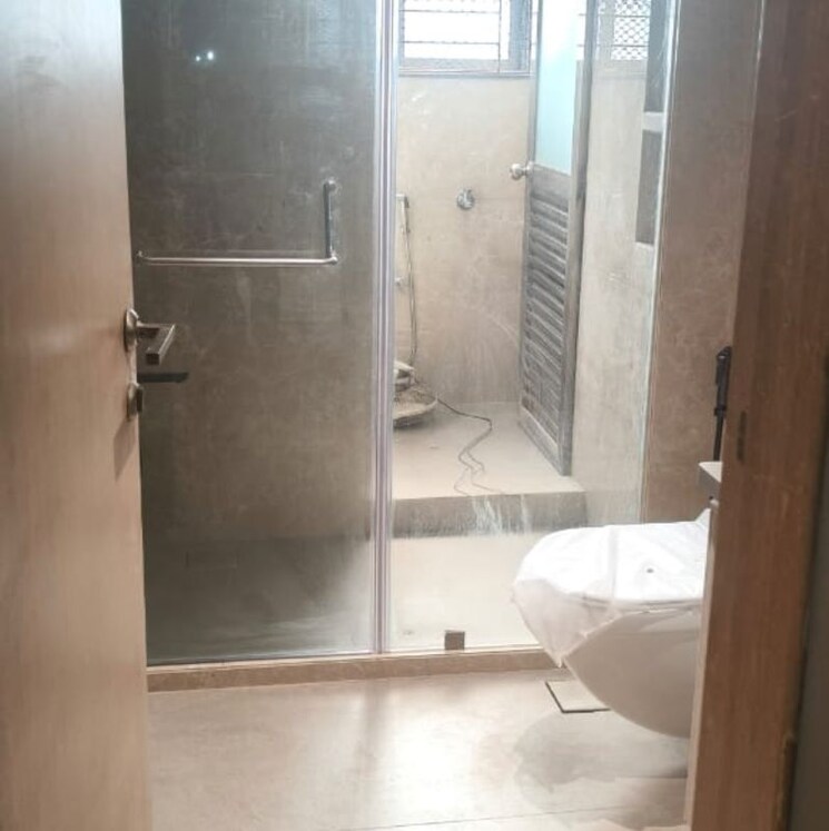 Bathroom, anand-ashram 3 Bedroom 1850 Sq.Ft. Apartment In Khar West Mumbai 9765694