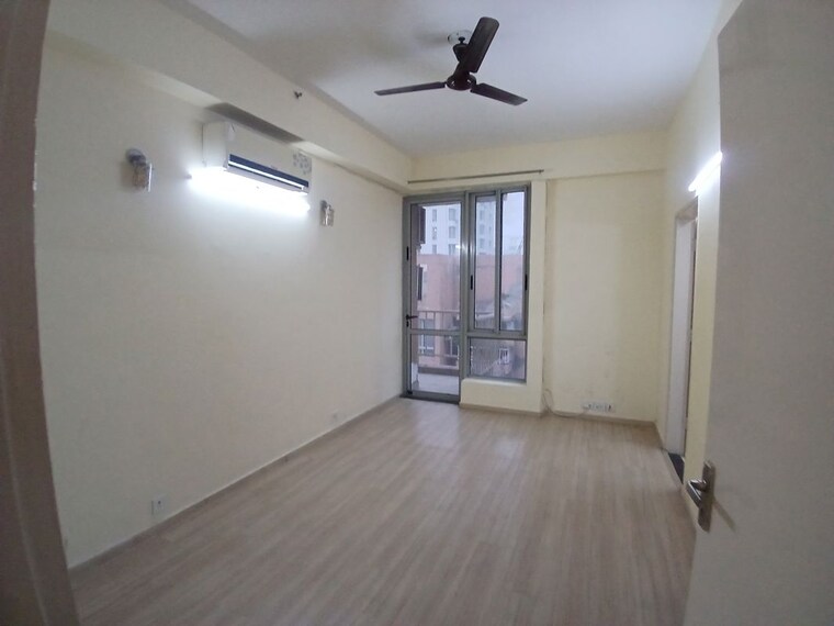 Room, pioneer-park-phase-1 3 Bedroom 2435 Sq.Ft. Apartment In Sector 61 Gurgaon 9765697