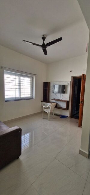Living Room in 2 BHK Builder Floor at Kondapur – for Rent