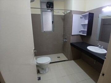 Master Bedroom in 4 BHK Apartment at Pioneer Park Phase 1, Sector 61 – for Rent