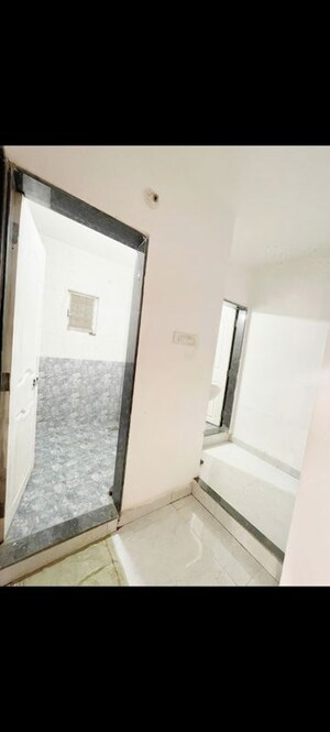 Attached Bathroom in 1 BHK Independent House at Samarth Colony – for Rent