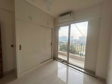 2 BHK Apartment For Rent in Signature The Serenas, Sohna Sector 36