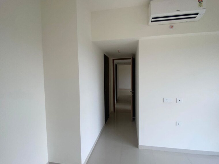 Room, lodha-woods 2 Bedroom 700 Sq.Ft. Apartment In Kandivali East Mumbai 9765786