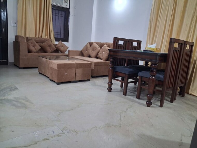 Living Room, east of kailash 3 Bedroom 1150 Sq.Ft. Builder Floor In East Of Kailash Delhi 9765796