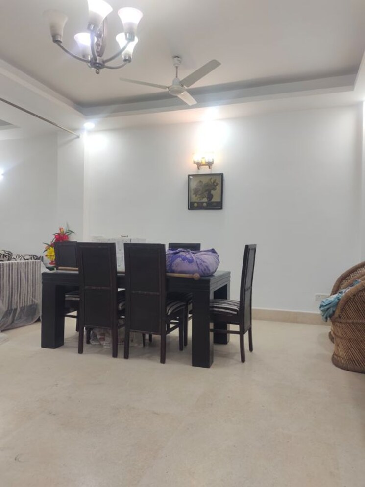 Living Room, east of kailash 3 Bedroom 1800 Sq.Ft. Builder Floor In East Of Kailash Delhi 9765821