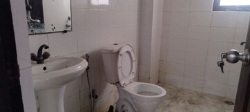 Bathroom in 3 BHK Apartment at Logix Blossom County, Sector 137 – for Rent