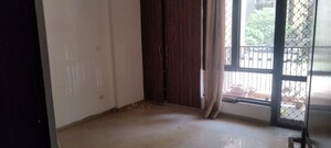 Room in 3 BHK Apartment at Logix Blossom County, Sector 137 – for Rent
