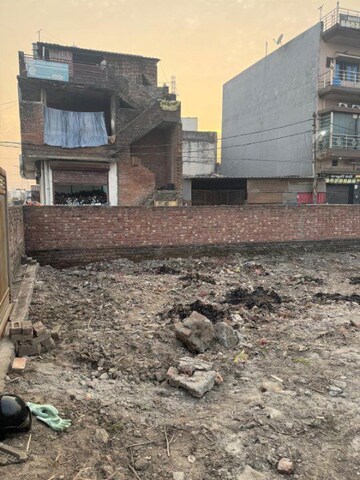  Plot For Sale in Majra