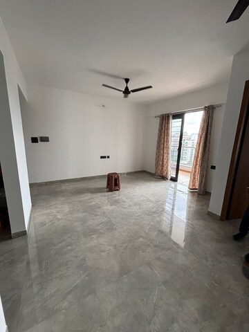 Room in 2 BHK Apartment at Vilas Javdekar Yashwin Encore, Wakad – for Rent