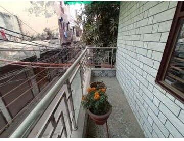 3.5 BHK Builder Floor For Sale in Mansarover Garden