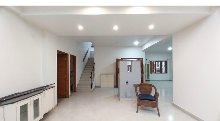 Room, hsr layout 5 Bedroom 3400 Sq.Ft. Independent House In Hsr Layout Bangalore 9765912