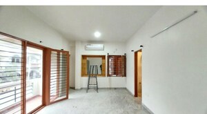 Room in 5 BHK Independent House at Hsr Layout – for Rent