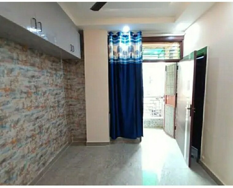 undefined, mansarover garden 3.5 Bedroom 1850 Sq.Ft. Builder Floor In Mansarover Garden Delhi 9765938