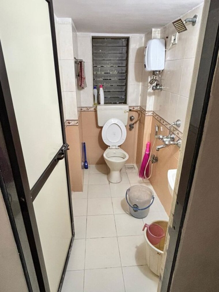 Attached Bathroom, jyoti-castle 1 Bedroom 650 Sq.Ft. Apartment In Malad West Mumbai 9765941