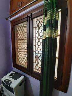 2 BHK + Study Room Builder Floor For Rent in Gyan Khand I