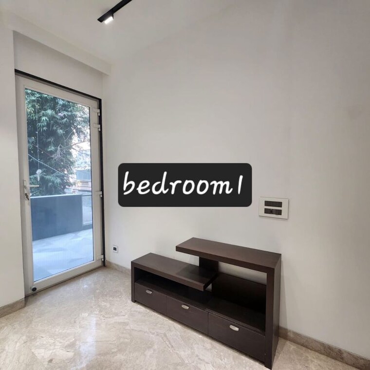 Room, kalkaji 3 Bedroom 1600 Sq.Ft. Builder Floor In Kalkaji Delhi 9765960