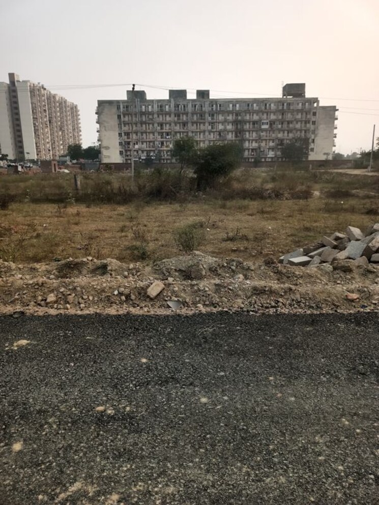 undefined, sector 77  179 Sq.Yd. Plot In Sector 77 Faridabad 9765963
