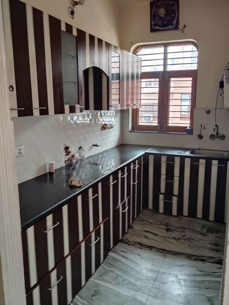 Balcony, sector 16 2 Bedroom 1440 Sq.Ft. Builder Floor In Sector 16 Faridabad 9765967