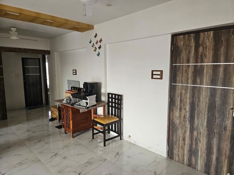 Living Room, om-viraj-apartment 3 Bedroom 1000 Sq.Ft. Apartment In Andheri West Mumbai 9765973