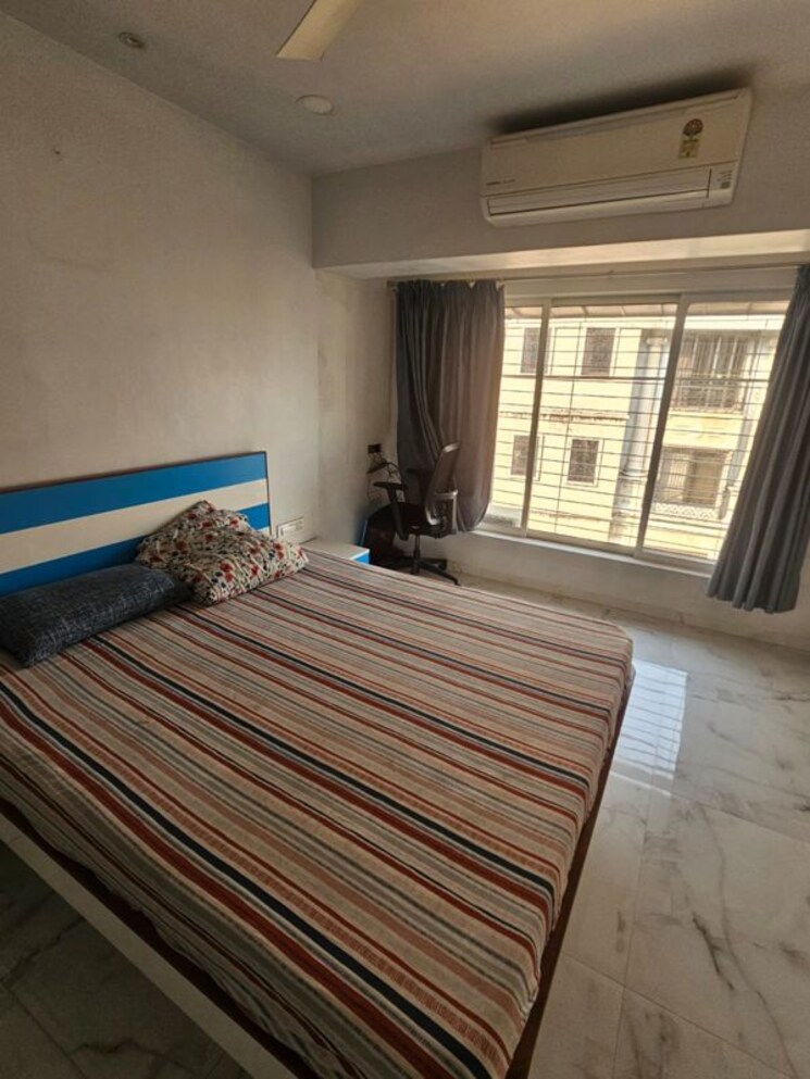 Bedroom, om-viraj-apartment 3 Bedroom 1000 Sq.Ft. Apartment In Andheri West Mumbai 9765973