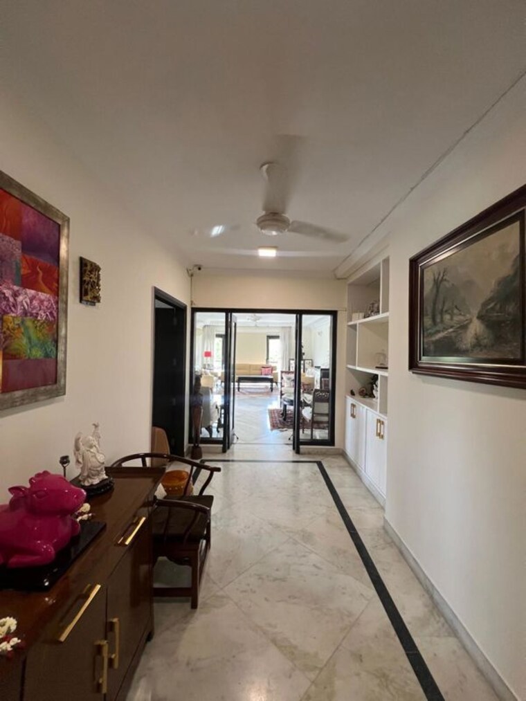 Living Room, panchsheel park 4 Bedroom 10000 Sq.Ft. Builder Floor In Panchsheel Park Delhi 9765989