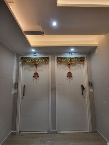 Building Lobby in 2 BHK Apartment at Kanakia Silicon Valley, Powai – for Rent