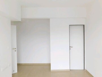 Room in 2 BHK Apartment at Kanakia Silicon Valley, Powai – for Rent