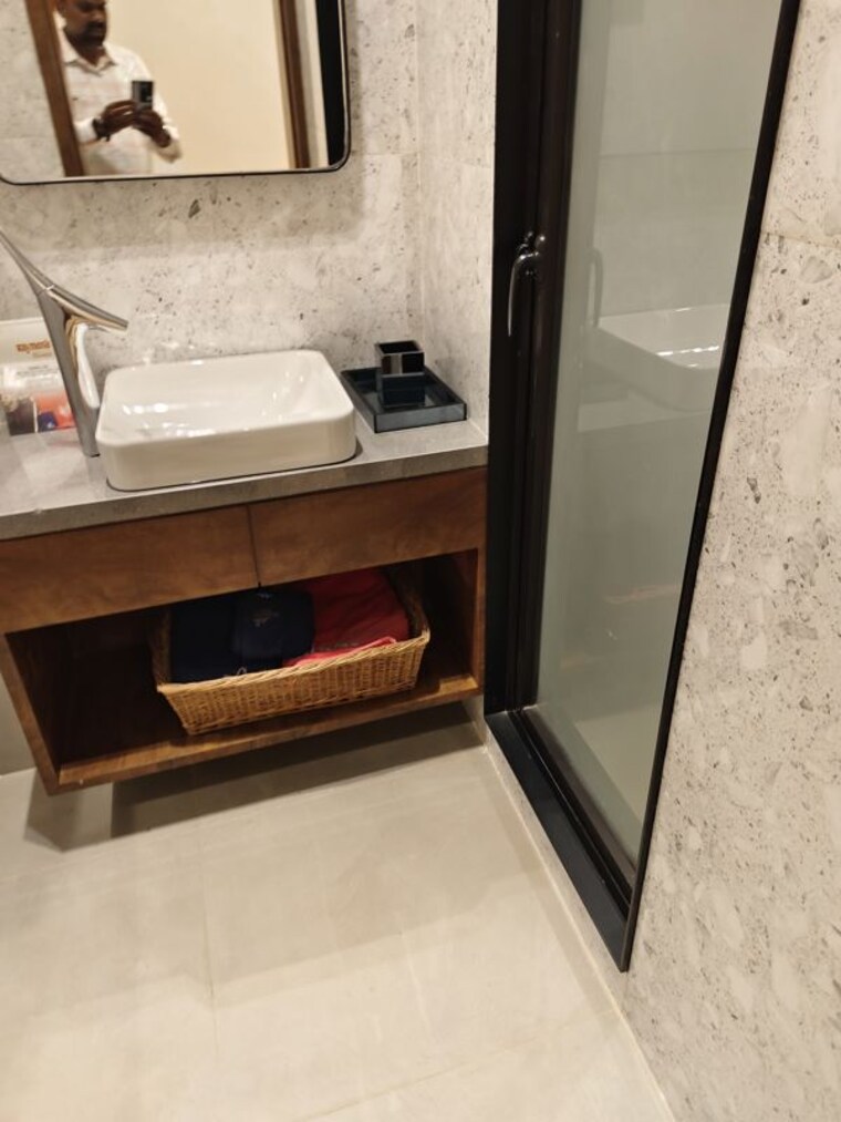 Other, pokhran road no one 3 Bedroom 1050 Sq.Ft. Apartment In Pokhran Road No One Thane 9766030