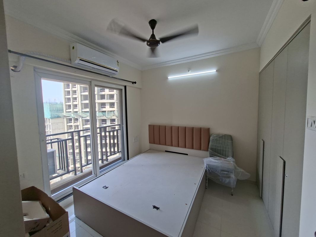 1 BHK + Extra Room 370 Sq.Ft. Apartment in Raunak Bliss B2