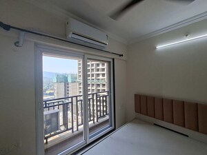 Room in 1 BHK Apartment at Raunak Bliss B2, Ghodbunder Road – for Rent