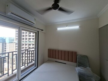 Room in 1 BHK Apartment at Raunak Bliss B2, Ghodbunder Road – for Rent