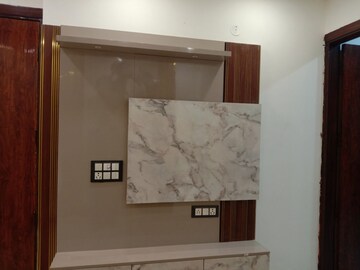 Furnished Amenities in 1 BHK Builder Floor at Dwarka Mor – for Sale