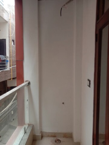 1 BHK Builder Floor For Sale in Dwarka Mor