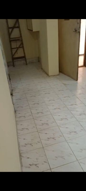 Room in 2 BHK Apartment at Sneh CHS Goregaon East, Goregaon East – for Rent