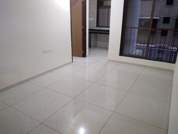 Room in 1 BHK Apartment at Chandak 34 Park Estate, Goregaon West – for Sale