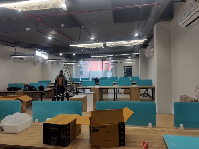 Team Area, sector 2 Commercial Office Space 2500 Sq.Ft. In Sector 2 Noida 9766065